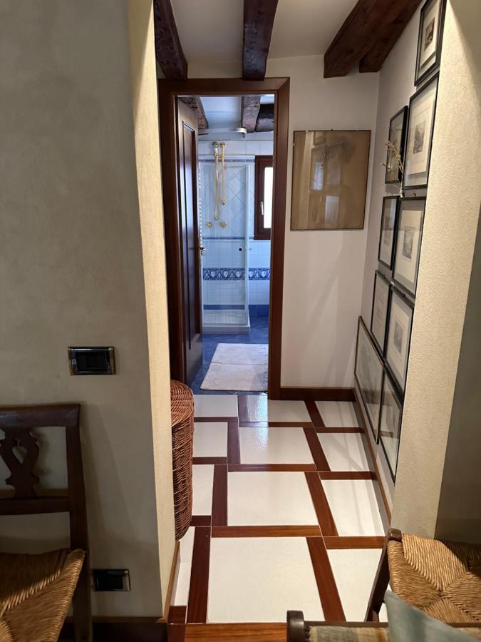 1 Ca'Del Traghetto Family Apartment Venice Ngoại thất bức ảnh