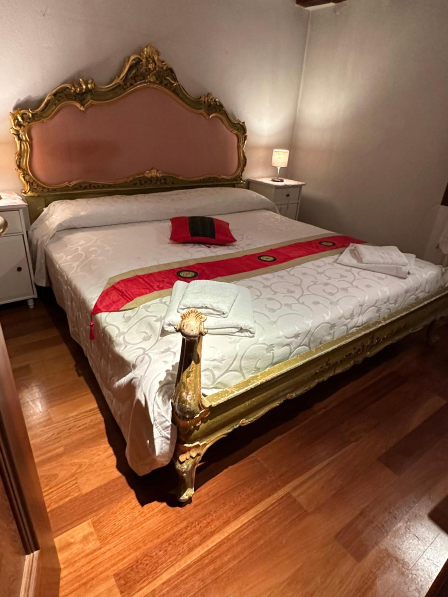 1 Ca'Del Traghetto Family Apartment Venice Ngoại thất bức ảnh